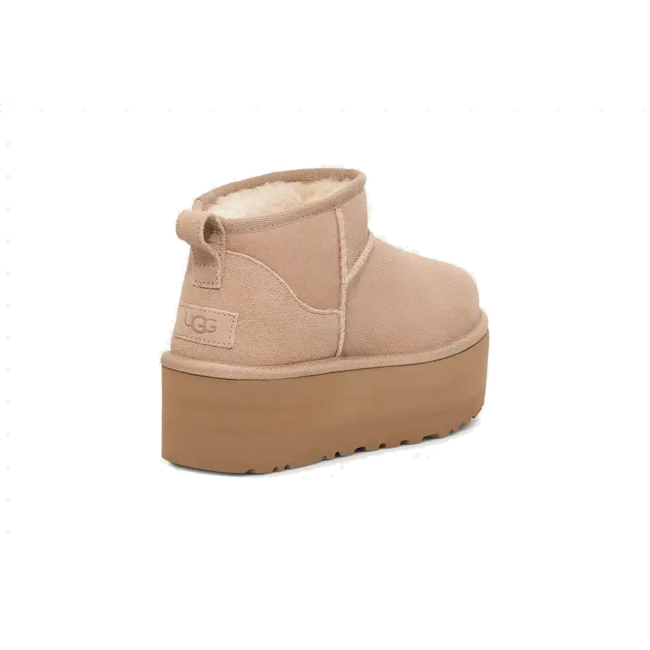 Angled Heel of UGG Women&