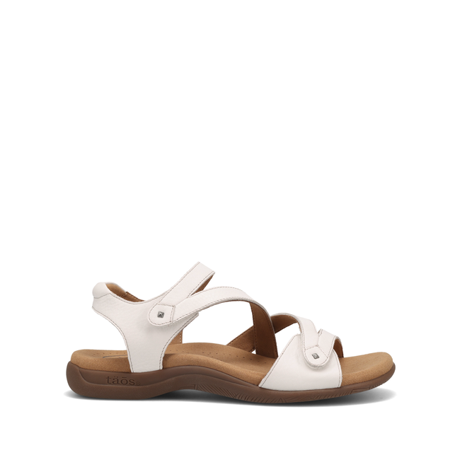 Lateral profile of the Taos Big Time sandal in white leather