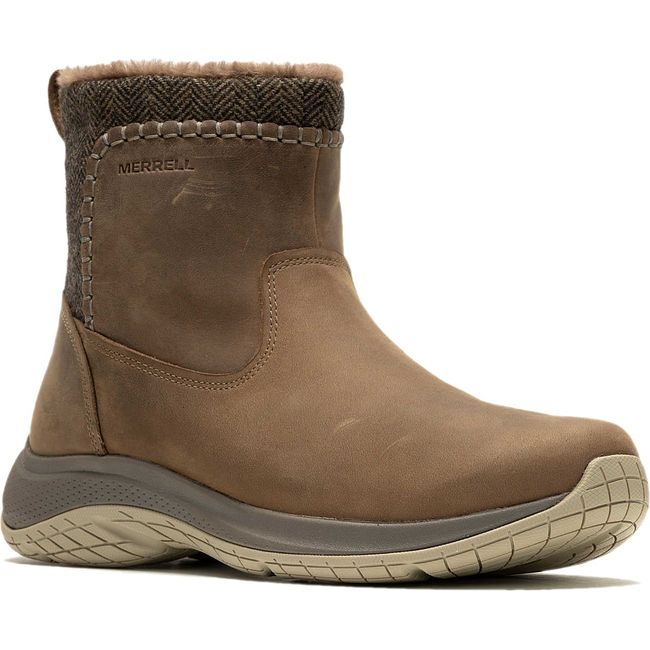 Front angled view of Women&