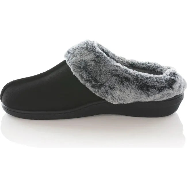 Angled medial side of PowerStep Women&