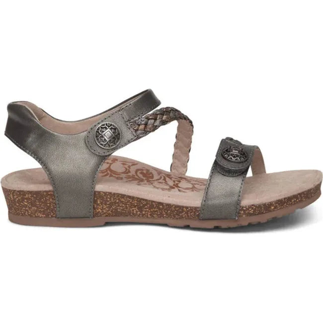 Lateral side of Women&