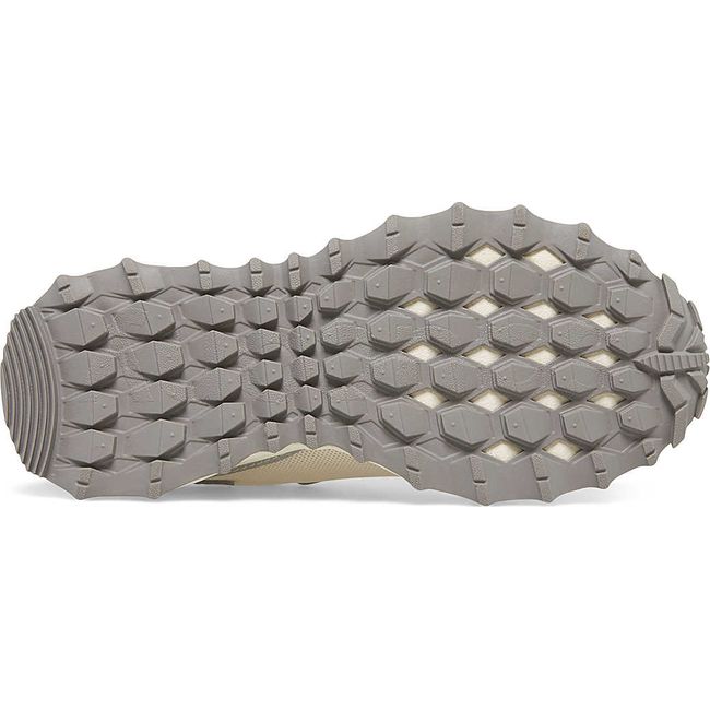 Sole of Kids Saucony Peregrine KDZ Sneaker in Orchid beige with gray rugged tread