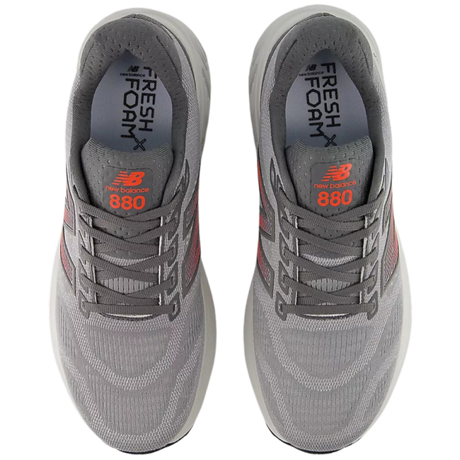 Top of New Balance Men&