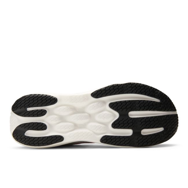 Outsole of the New Balance 1080v15 Breathe showing the rubber traction pattern