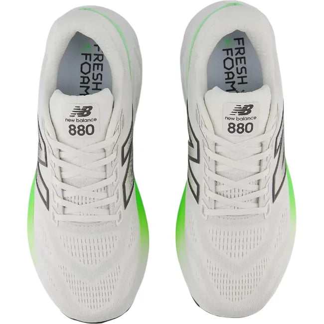 Top down view of New Balance Men&