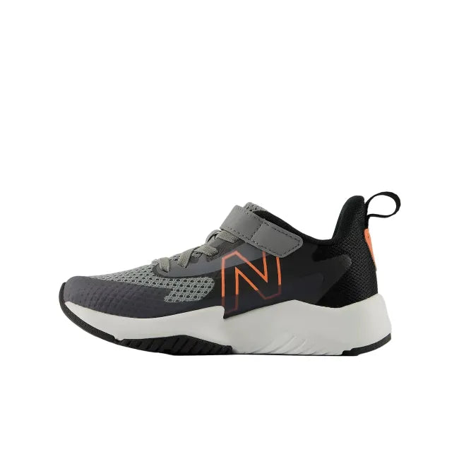 Side profile of New Balance RAV V2 kids&