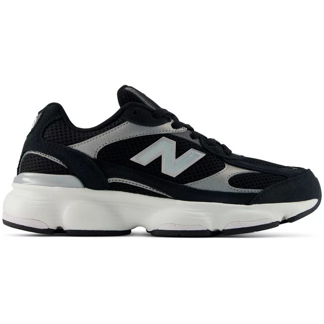 New Balance 603 sneaker in black with a dark silver metallic accent, hero view.