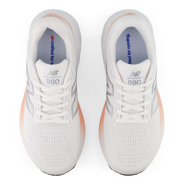 Top-down view of New Balance Women&