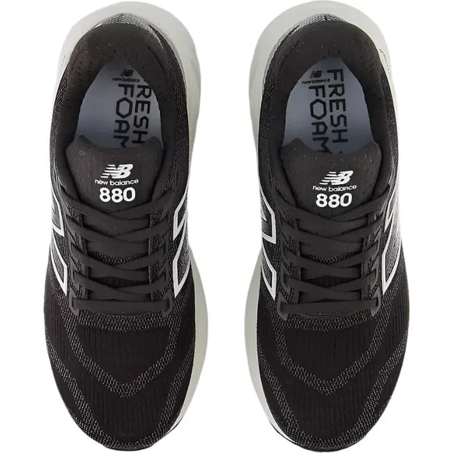 Top down of New Balance Women&