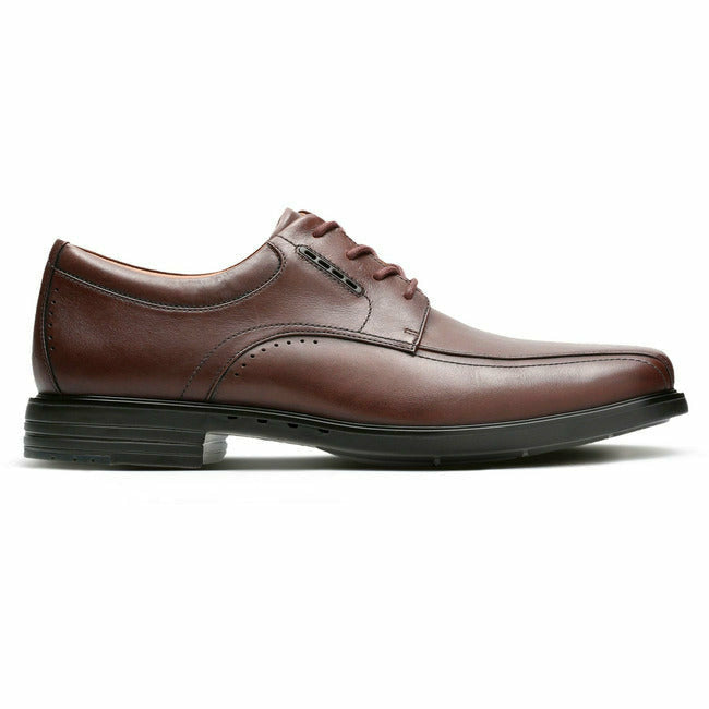 Clark Men's Un Kenneth Way Lace Up Dress Shoe Oxford Brown Leather CLARKS FOOTWEAR Roderer Shoe Center